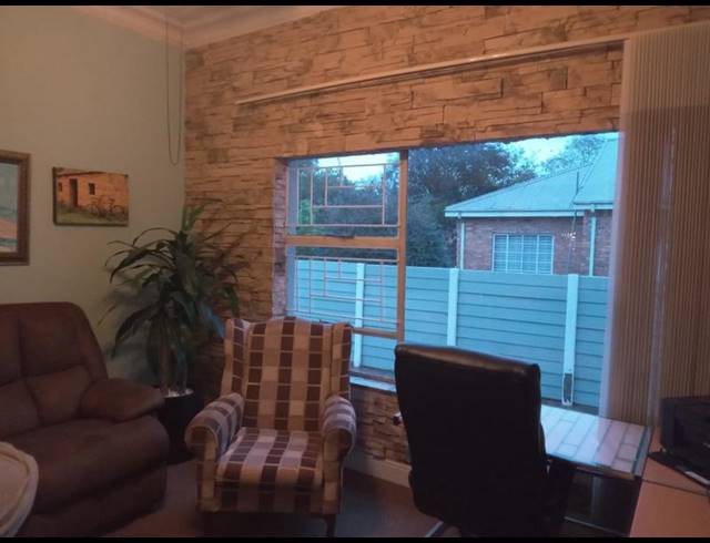 3 BEDROOM HOUSE FOR SALE IN DALVIEW